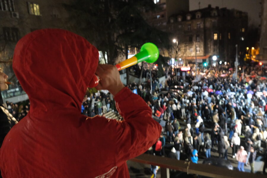 Srbija: Blokade RTS-a i drugih državnih medijskh kuća